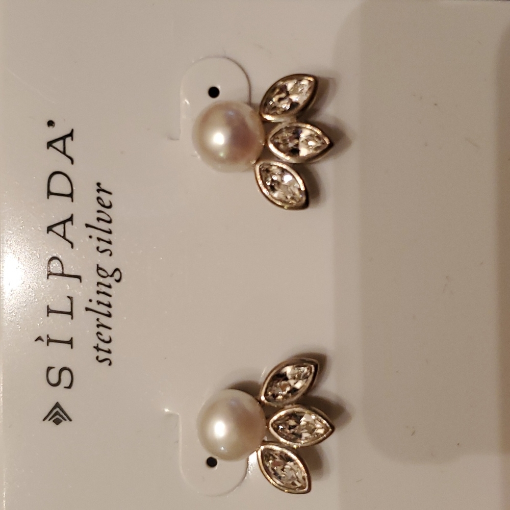 Silpada .925 Sterling Silver Post Earrings